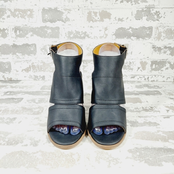 NEW DV Dolce Vita Brista Black Leather Block Heel Sandals A881 - Picture 6 of 11